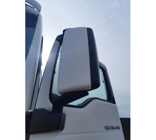 Б/у Дзеркало ліве (водійське) MAN TGX EURO 6 (МАН ТГХ ЕВРО 6) 81637306560, 81637306756