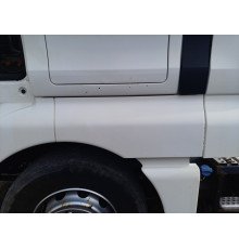 Б/у Удлинитель кабины левый водительский (крыло ступеньки) MAN TGX EURO 6 (МАН ТГХ ЕВРО 6) 81615100411