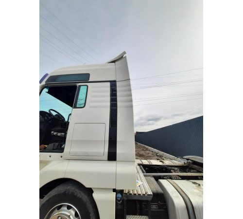 Б/у Комплект спойлерів кабіни MAN TGX EURO 6 (МАН ТГХ ЕВРО 6) 81629100145, 81629100144, 81629100131, 81629100141, 81629100140