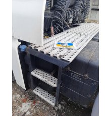 Б/у Ступенька (підножка) АКБ (ящика акумуляторної батареї) MAN TGX EURO 6 (МАН ТГХ ЕВРО 6) 81429026066