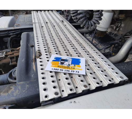 Б/у Трап, платформа (переходний місток) на раму MAN TGX EURO 6 (МАН ТГХ ЕВРО 6) 81429020348, 81429026062, 81429026072
