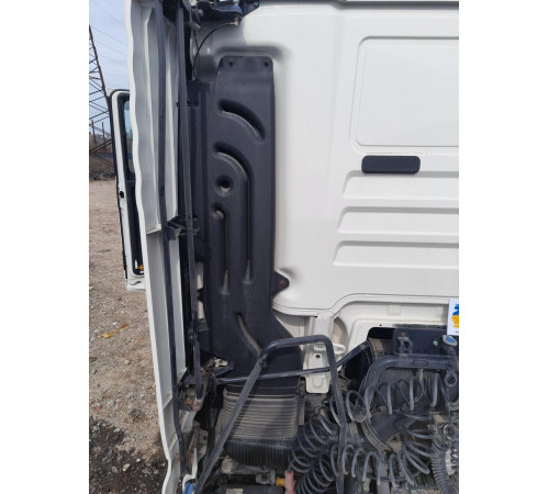 Б/у Воздухозаборник (короб, воздухан) MAN TGX EURO 6 (МАН ТГХ ЕВРО 6) 81082010576