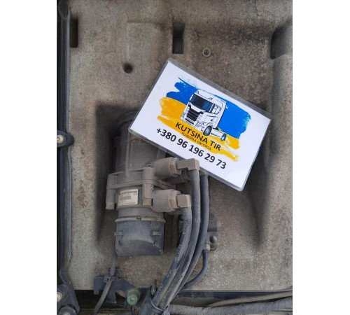 Б/у Главный тормозной кран MAN TGX EURO 6 (МАН ТГХ ЕВРО 6) 81521306298, 81521306275