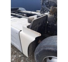 Б/у Накладка на переднє праве крило (подовжувач арки) MAN TGX EURO 6 (МАН ТГХ ЕВРО 6) 81664100308