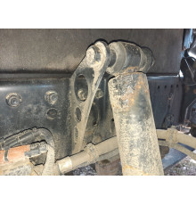 Б/у Кронштейн кріплення переднього амортизатора MAN TGX EURO 6 (МАН ТГХ ЕВРО 6) 81437400195
