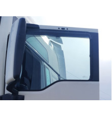 Б/у Скло дверей (ліве, праве) MAN TGX EURO 6 (МАН ТГХ ЕВРО 6) 81626456057, 81626456056