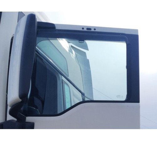 Б/у Стекло двери (левое, правое) MAN TGX EURO 6 (МАН ТГХ ЕВРО 6) 81626456057, 81626456056