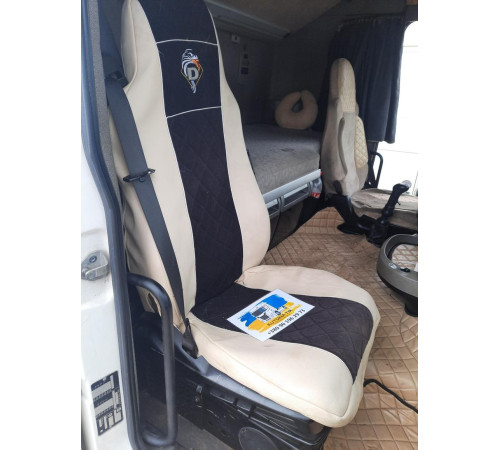 Б/у Сидіння праве (пасажирське) DAF XF 105 EURO 5 (ДАФ ХФ 105 ЕВРО 5) 1700020