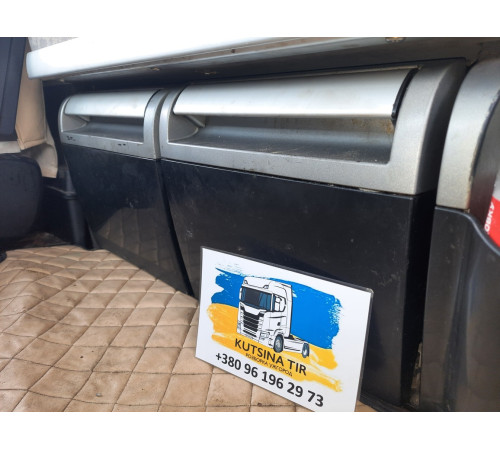 Б/у Бардачок (ящик для речей) під спалку DAF XF 105 EURO 5 (ДАФ ХФ 105 ЕВРО 5) 1650718