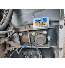 Б/у Кронштейн фари правий (R) павук DAF XF 105 EURO 5 (ДАФ ХФ 105 ЕВРО 5) 1396937