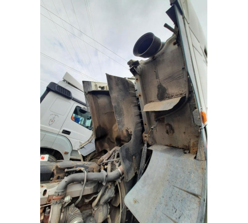 Б/у Захист двигуна (шумоізоляція) DAF XF 105 EURO 5 (ДАФ ХФ 105) 1683844, 1683842