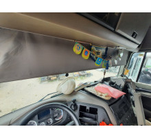 Б/у Механічна сонцезахисна шторка лобового скла DAF XF 105 EURO 5 (ДАФ ХФ 105) 1725981