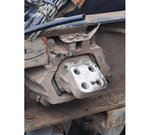 Б/у Подушка двигуна (задня, кріплення двигуна) DAF XF 105 EURO 5 (ДАФ ХФ 105) 1378589