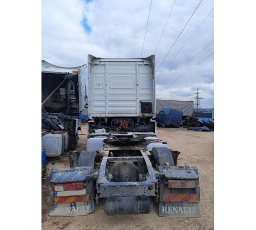 Розборка Renault Magnum DXI13 EEV (РЕНО МАГНУМ ДХІ ЄЄВ) – фура по частинам