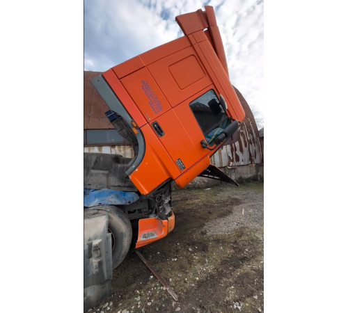 Розборка DAF XF 95 Euro 3 (Даф ХФ 95 Євро 3) – розборка тягачів