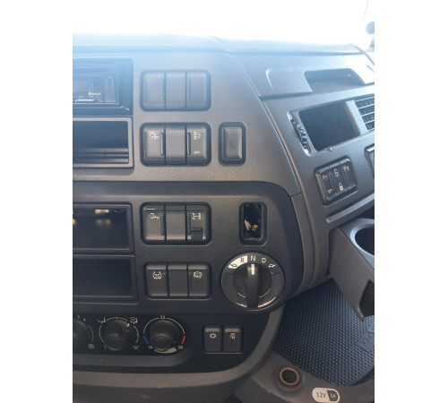 Б/у Кнопки торпеди (центральної консолі) DAF XF 106 Euro 6 (Даф хф 106 Евро 6)