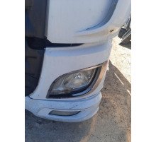 Б/у Левый окуляр (облицовка фары) DAF XF 106 Euro 6 (Даф хф 106 Евро 6) 1861949