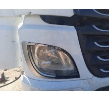 Б/у Правый окуляр (облицовка фары) DAF XF 106 Euro 6 (Даф хф 106 Евро 6) 1861950