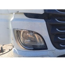 Б/у Окуляр правий (R), облицювання фари DAF XF 106 Euro 6 (Даф хф 106 Евро 6) 1861950