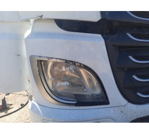 Б/у Правый окуляр (облицовка фары) DAF XF 106 Euro 6 (Даф хф 106 Евро 6) 1861950
