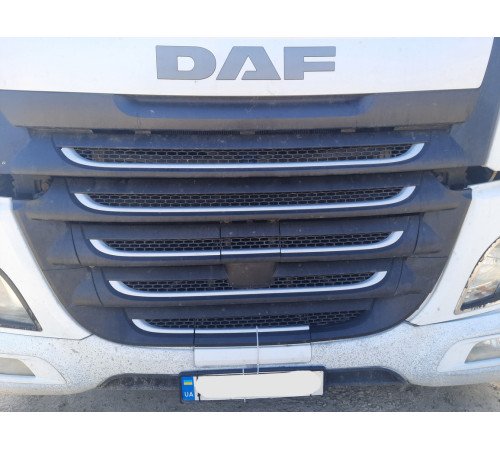 Б/у Решетка радиатора DAF XF 106 Euro 6 (Даф хф 106 Евро 6) 1886591
