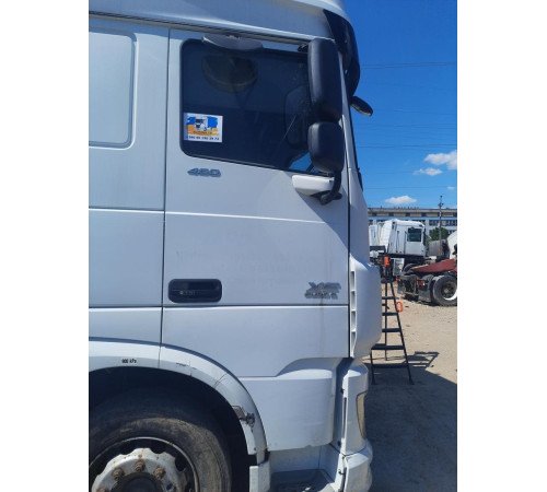 Б/у Правые (пассажирские) двери DAF XF 106 Euro 6 (Даф хф 106 Евро 6) 1881863