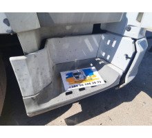 Б/у Нижня мала підножка (ступенька, мильниця) права пасажирська DAF XF 106 Euro 6 (Даф хф 106 Евро 6) 1948244