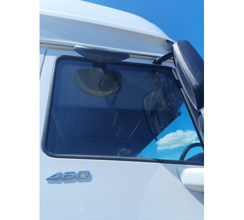 Б/у Бокове скло дверей DAF XF 106 Euro 6 (Даф хф 106 Евро 6) 1950776