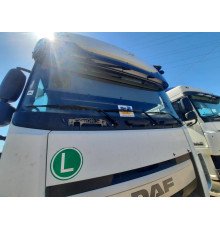 Б/у Панель під лобовим склом (жабо) DAF XF 106 Euro 6 (Даф хф 106 Евро 6) 1940691